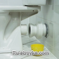 Установка унитаза.