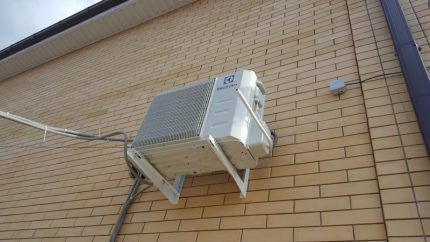 Сплит-система Electrolux EACS-07HAT/N3: технические характеристики модели + сравнение с конкурентами