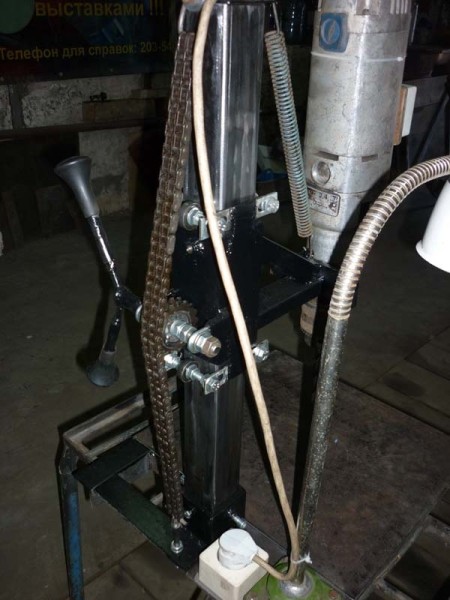 Сверлильный станок из дрели своими руками (19 фото)