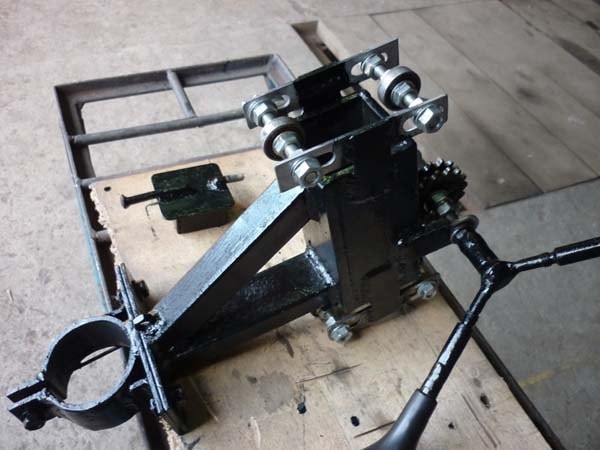 Сверлильный станок из дрели своими руками (19 фото)