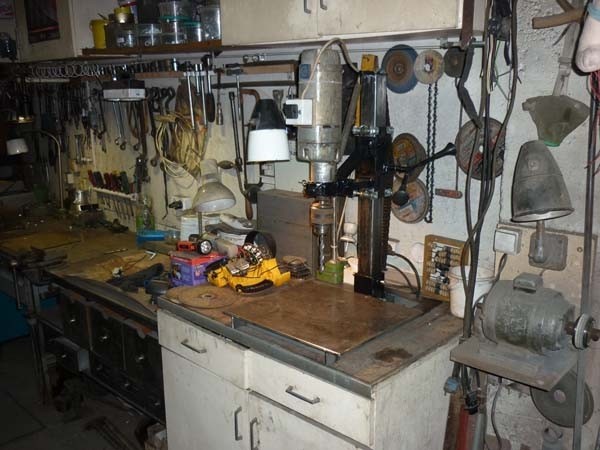 Сверлильный станок из дрели своими руками (19 фото)