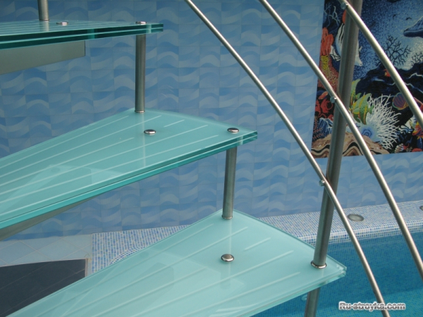 Как сделать лестницу.