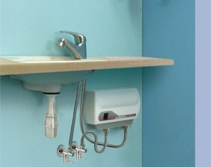 Как выбрать проточный водонагреватель: обзор видов «проточников» и советы покупателям Как выбрать проточный водонагреватель: обзор видов «проточников» и советы покупателям